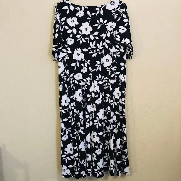 Black & White Floral Print Faux Wrap Midi Empire Waist Dress Plus Size - Picture 7 of 7